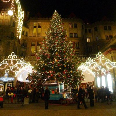 Sfavillante mercatino di Natale a St.Moritz  