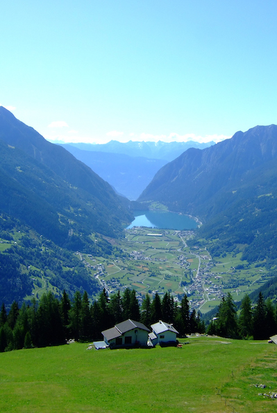 VALPOSCHIAVO: Natura, Connessione e Futuro
